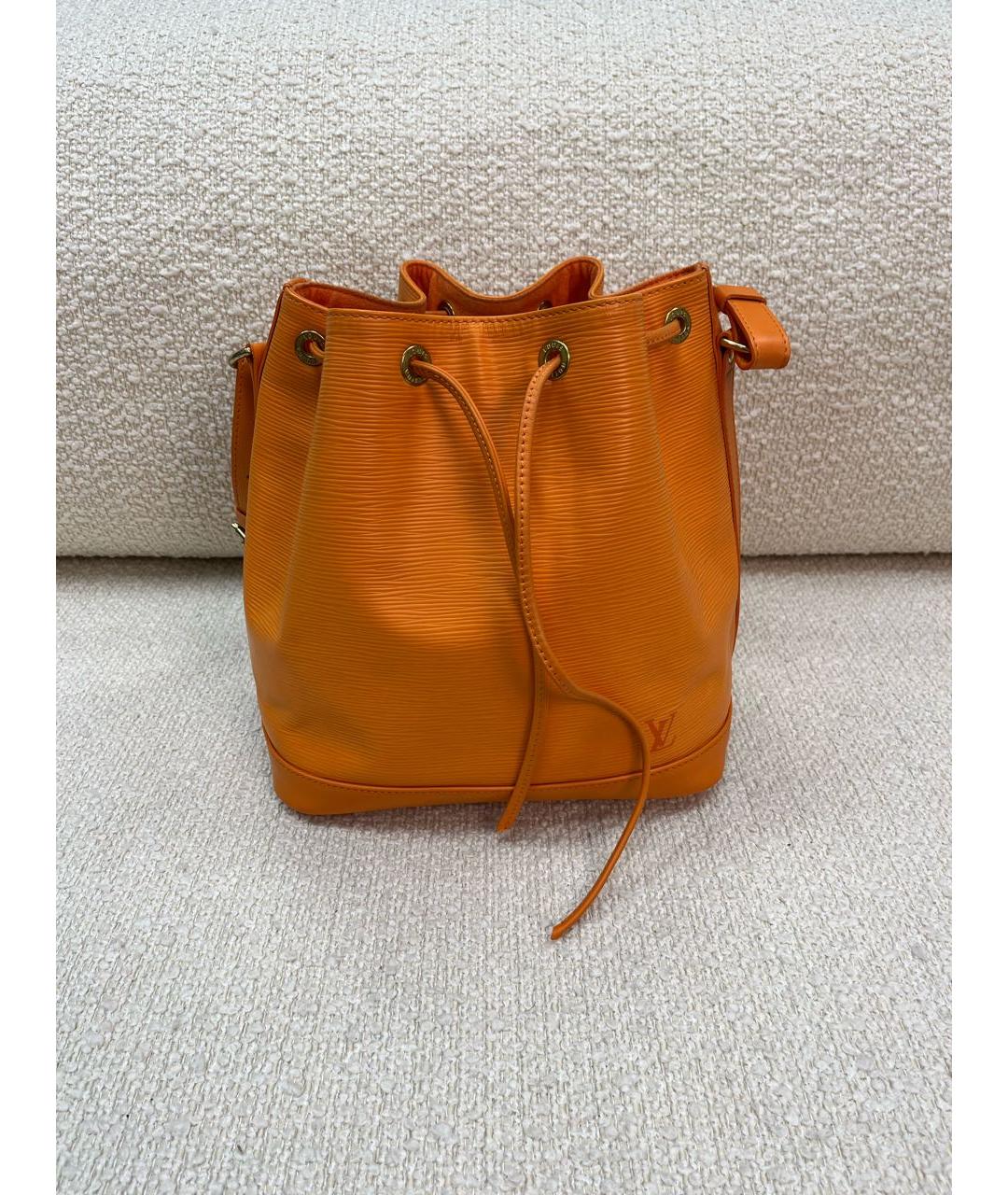 LOUIS VUITTON Оранжевая кожаная сумка через плечо, фото 9