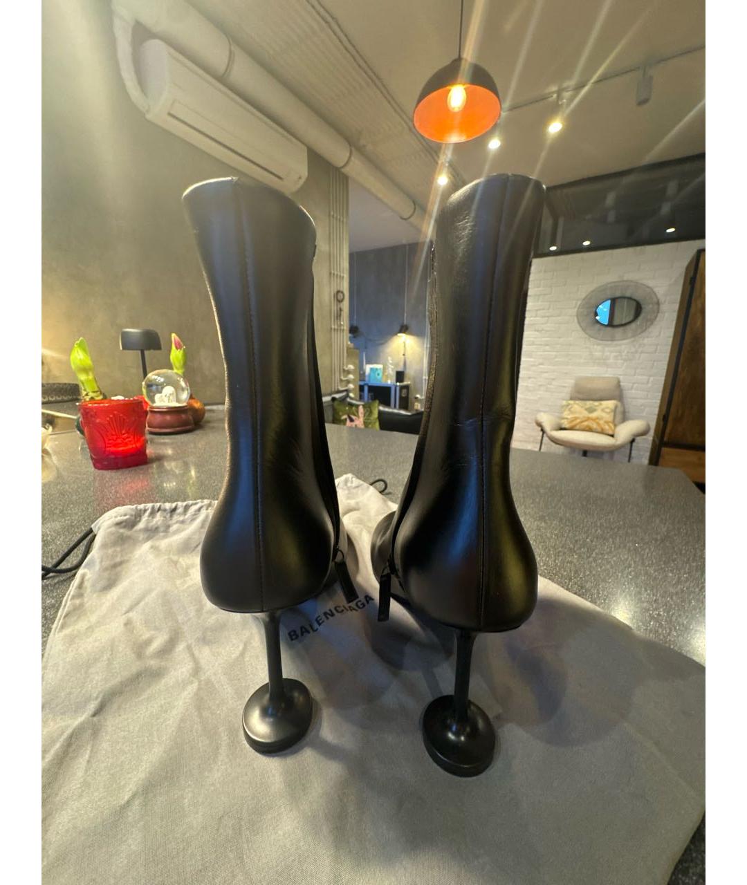 BALENCIAGA Черные кожаные ботильоны, фото 4