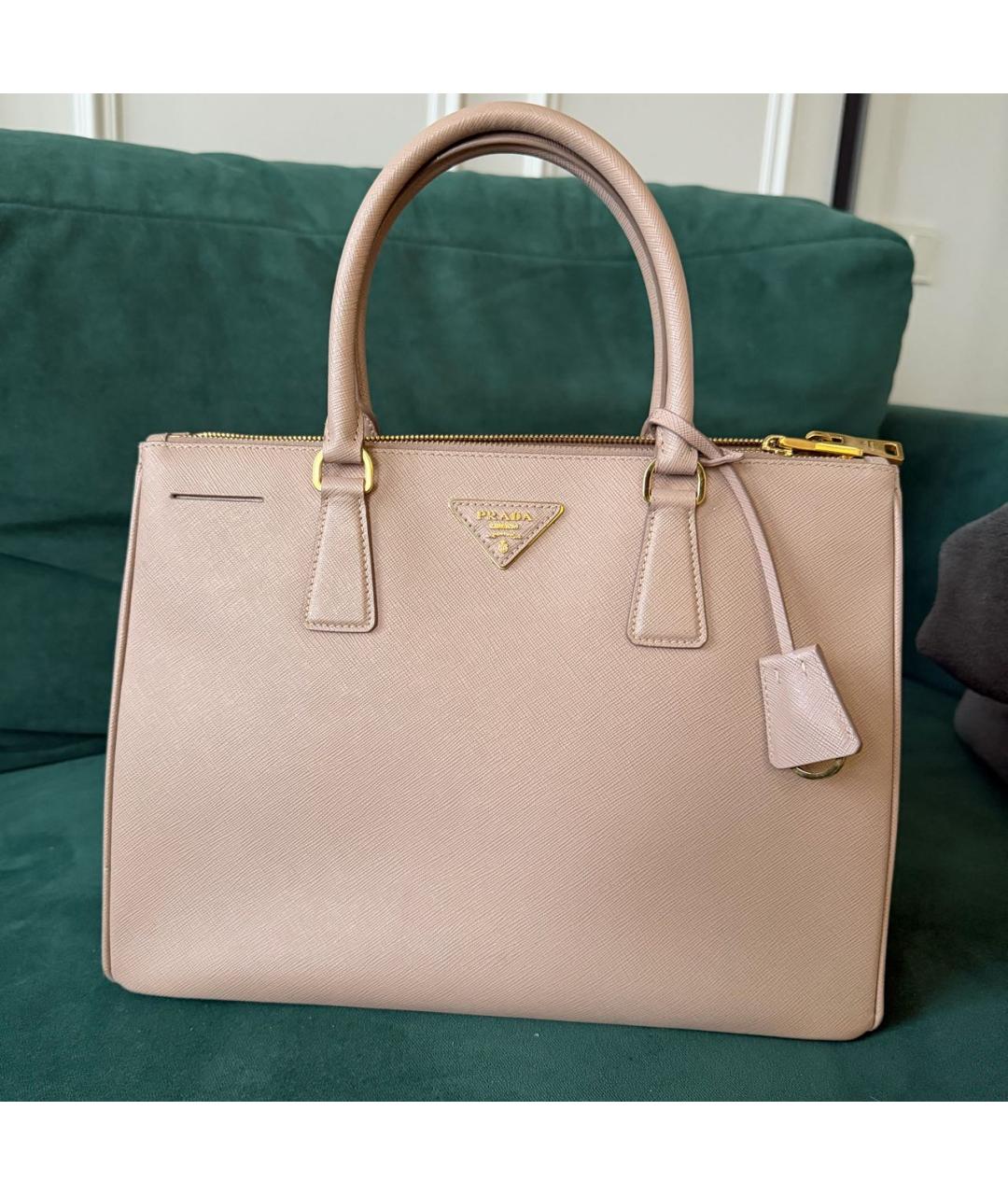PRADA Бежевая кожаная сумка с короткими ручками, фото 4