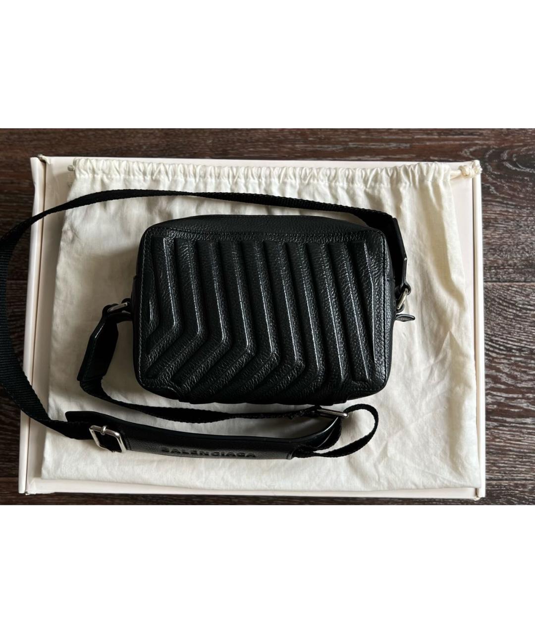 BALENCIAGA Черная кожаная сумка на плечо, фото 4
