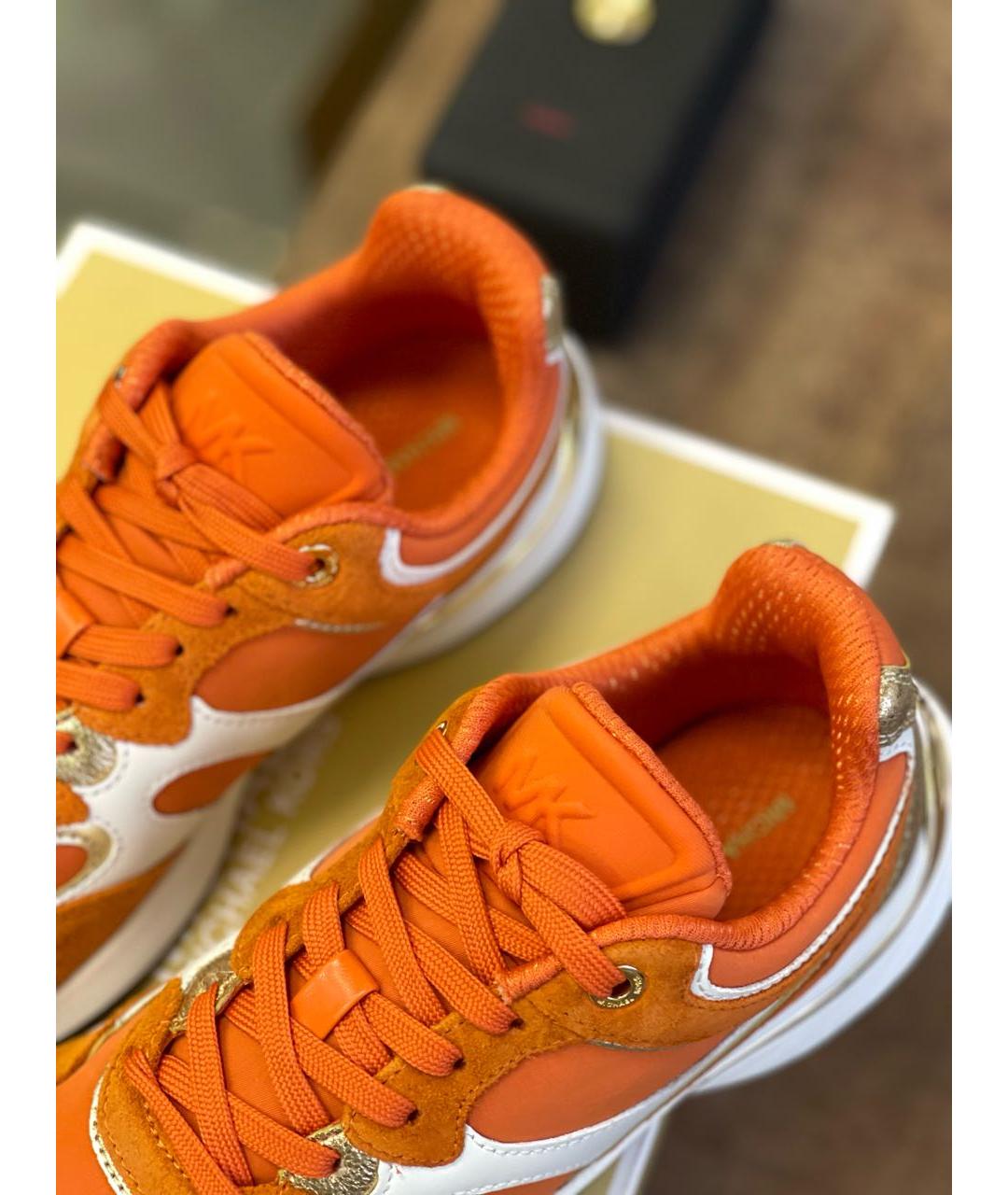 MICHAEL KORS Оранжевое замшевые кроссовки, фото 3