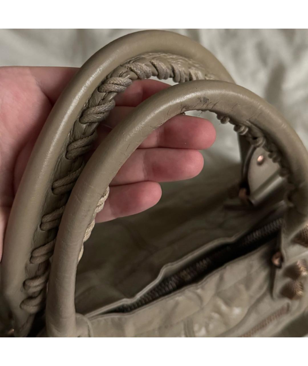 BALENCIAGA Бежевая кожаная сумка с короткими ручками, фото 3