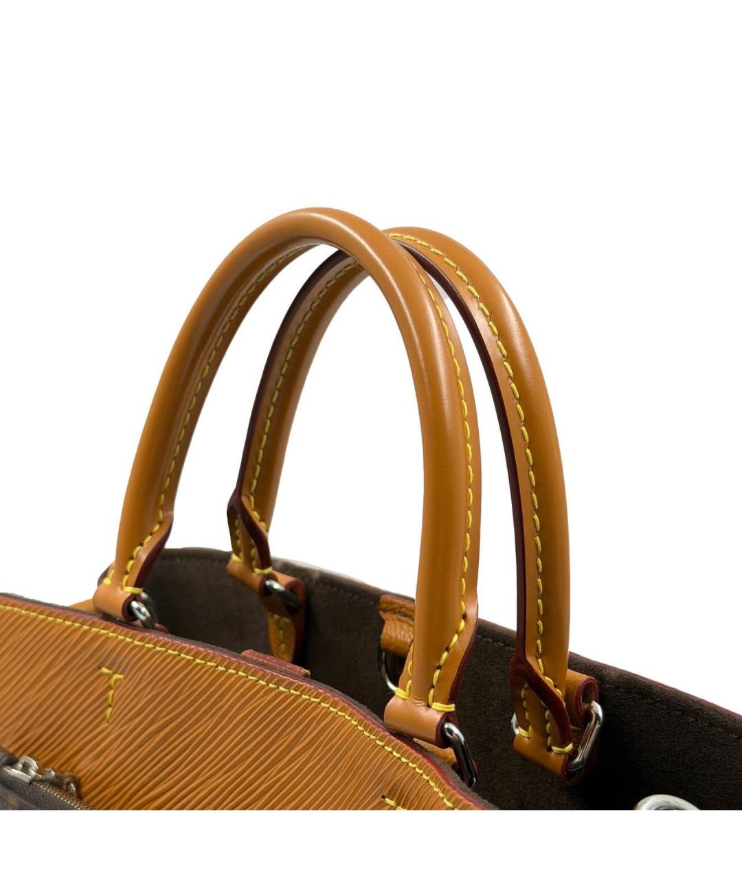 LOUIS VUITTON Коричневая кожаная сумка с короткими ручками, фото 5