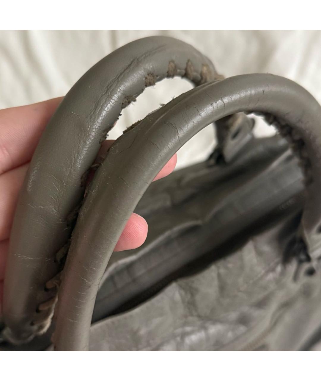 BALENCIAGA Антрацитовая кожаная сумка с короткими ручками, фото 3