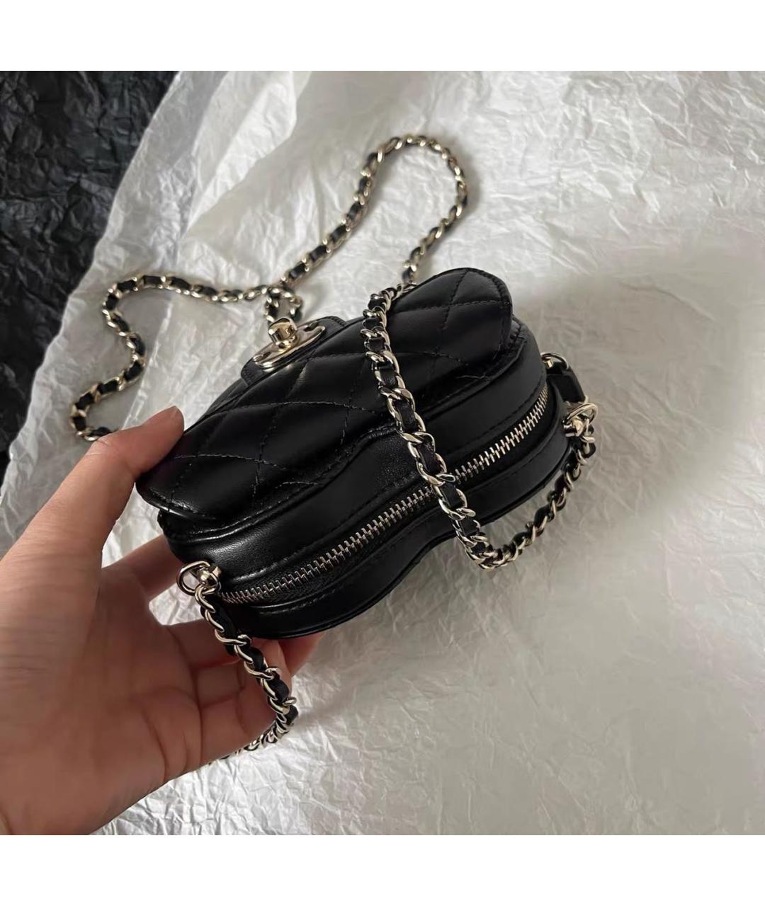 CHANEL Черная кожаная сумка через плечо, фото 4