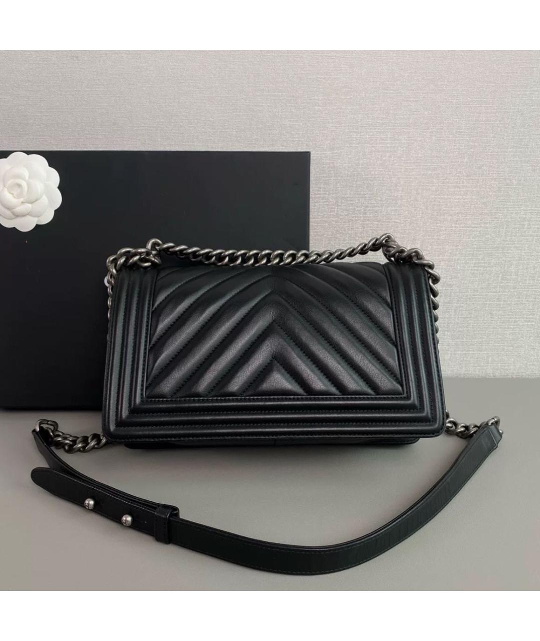 CHANEL Черная кожаная сумка через плечо, фото 2