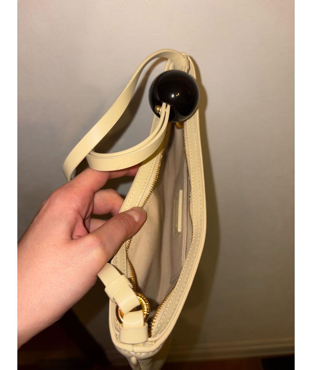 JACQUEMUS Бежевая кожаная сумка с короткими ручками, фото 4