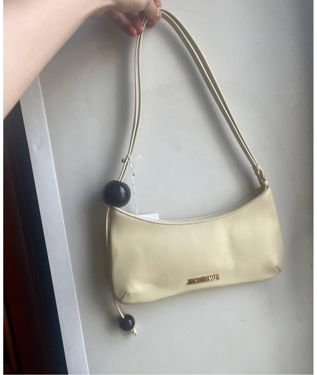 JACQUEMUS Бежевая кожаная сумка с короткими ручками, фото 7