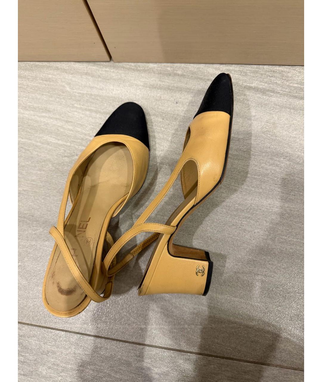 CHANEL Бежевые кожаные босоножки, фото 4