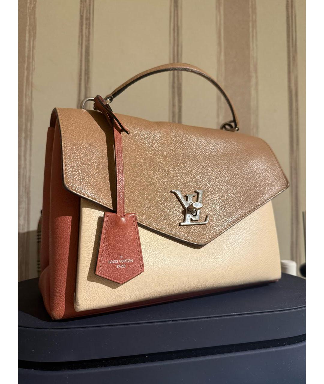 LOUIS VUITTON Бордовая кожаная сумка с короткими ручками, фото 2