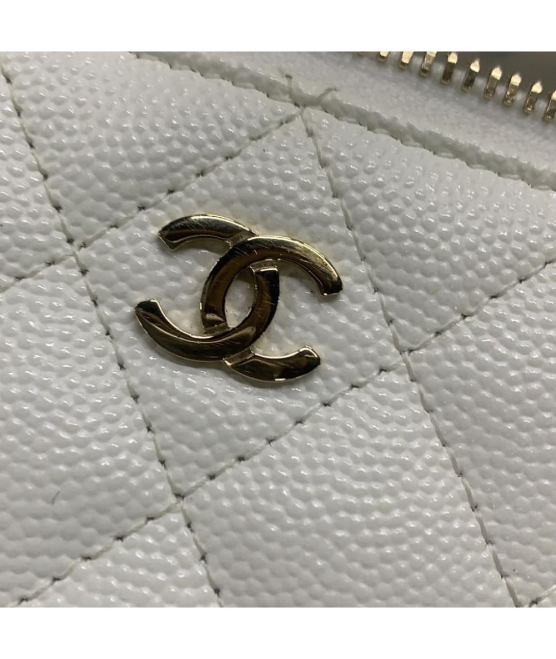 CHANEL Белая кожаная сумка через плечо, фото 4