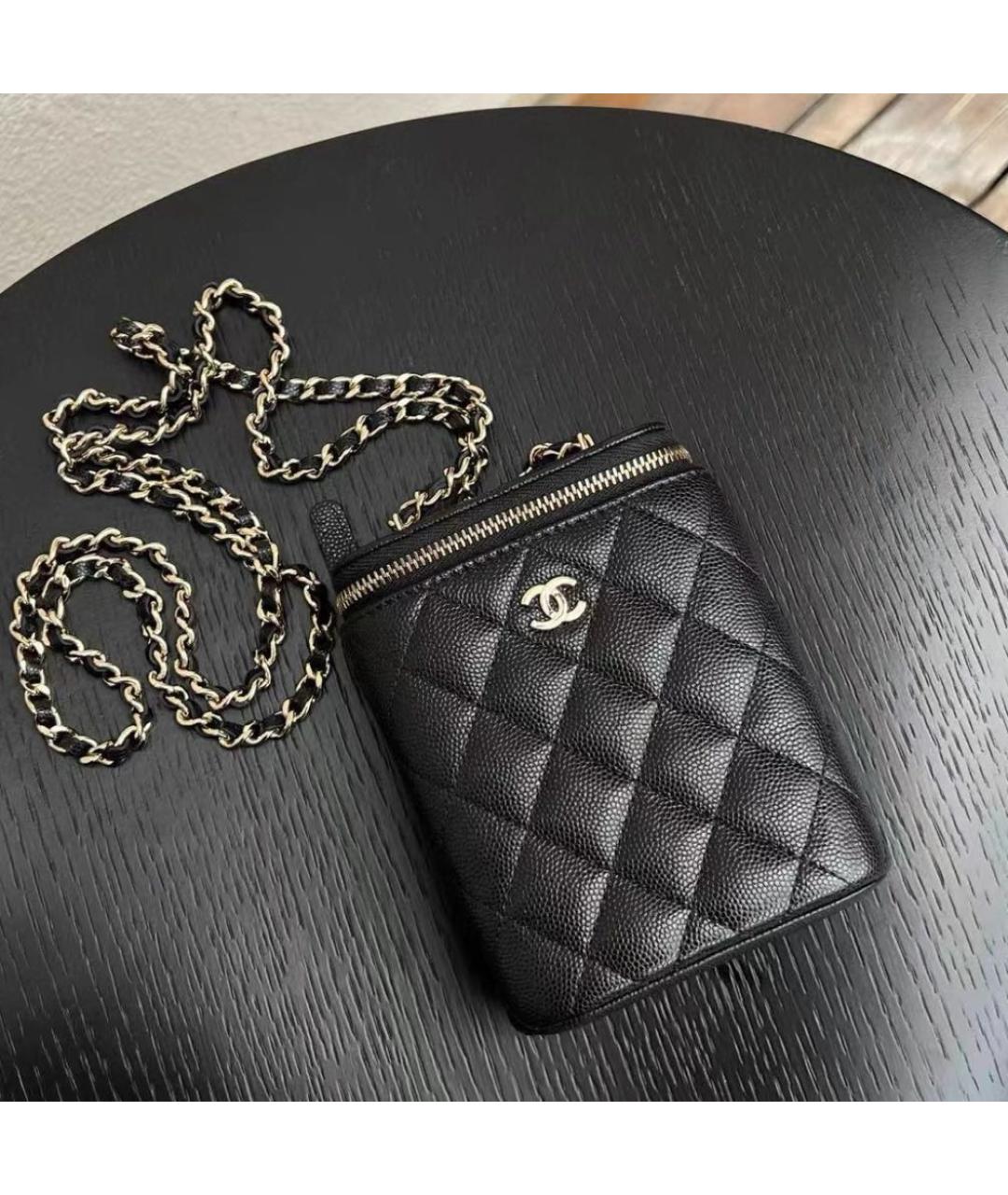 CHANEL Черная кожаная сумка через плечо, фото 4