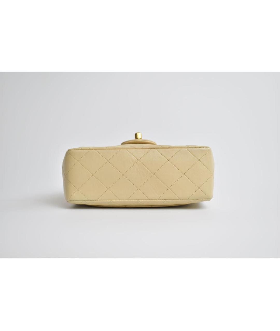 CHANEL Бежевая кожаная сумка через плечо, фото 5