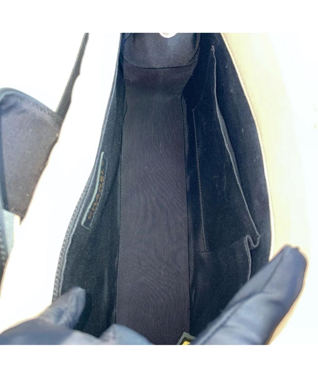 CHANEL Бежевая кожаная сумка с короткими ручками, фото 8