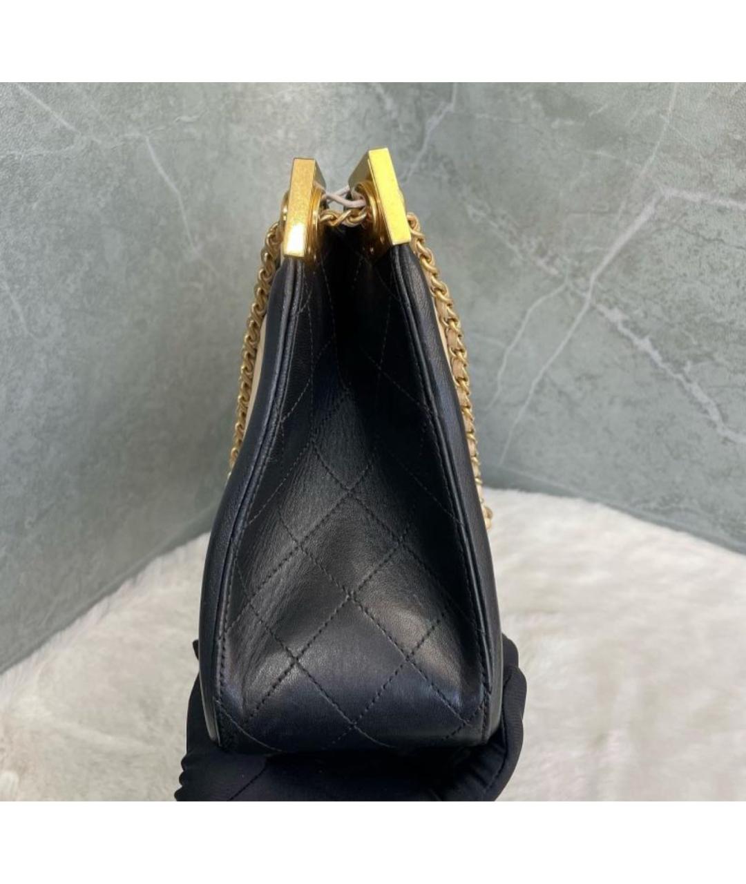 CHANEL Бежевая кожаная сумка с короткими ручками, фото 4