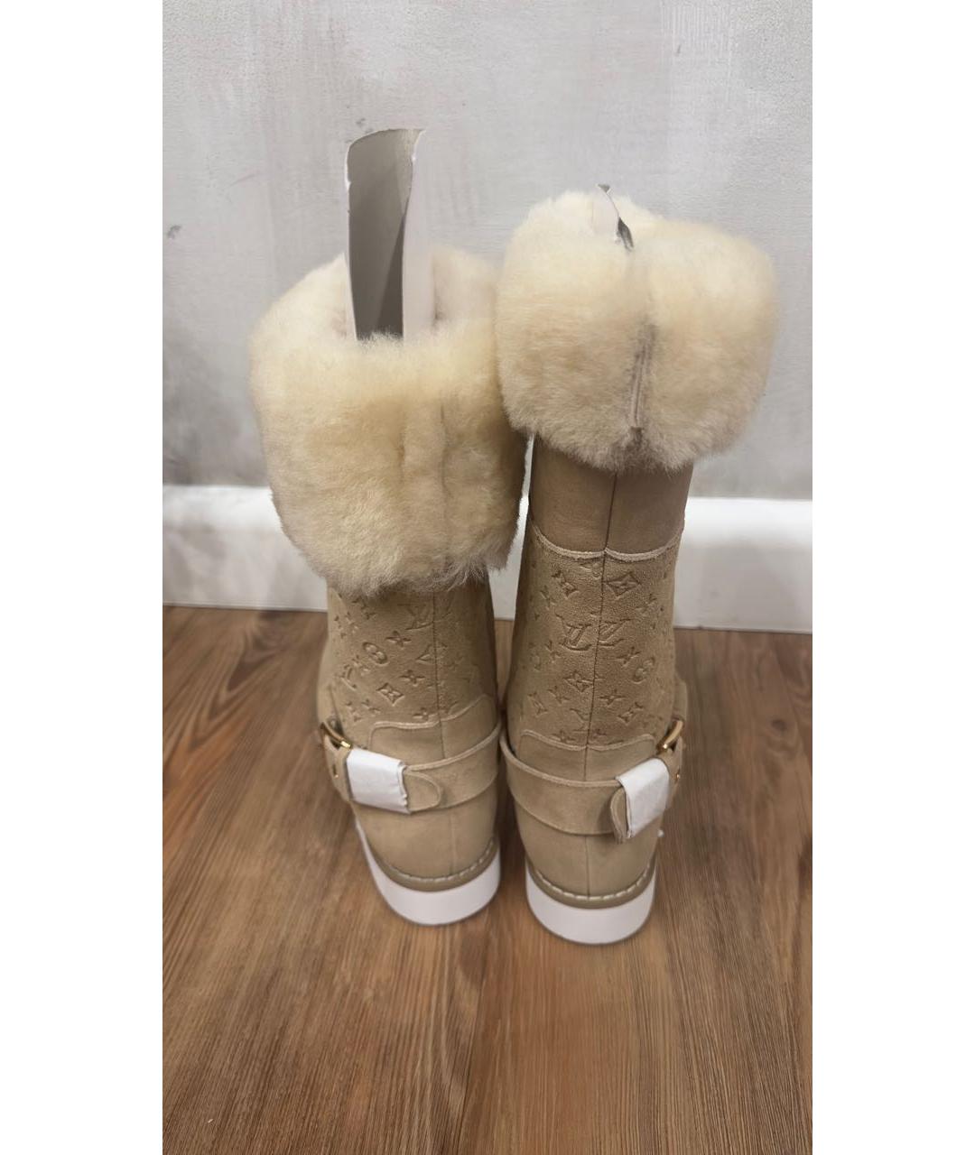 LOUIS VUITTON Бежевые замшевые сапоги, фото 4