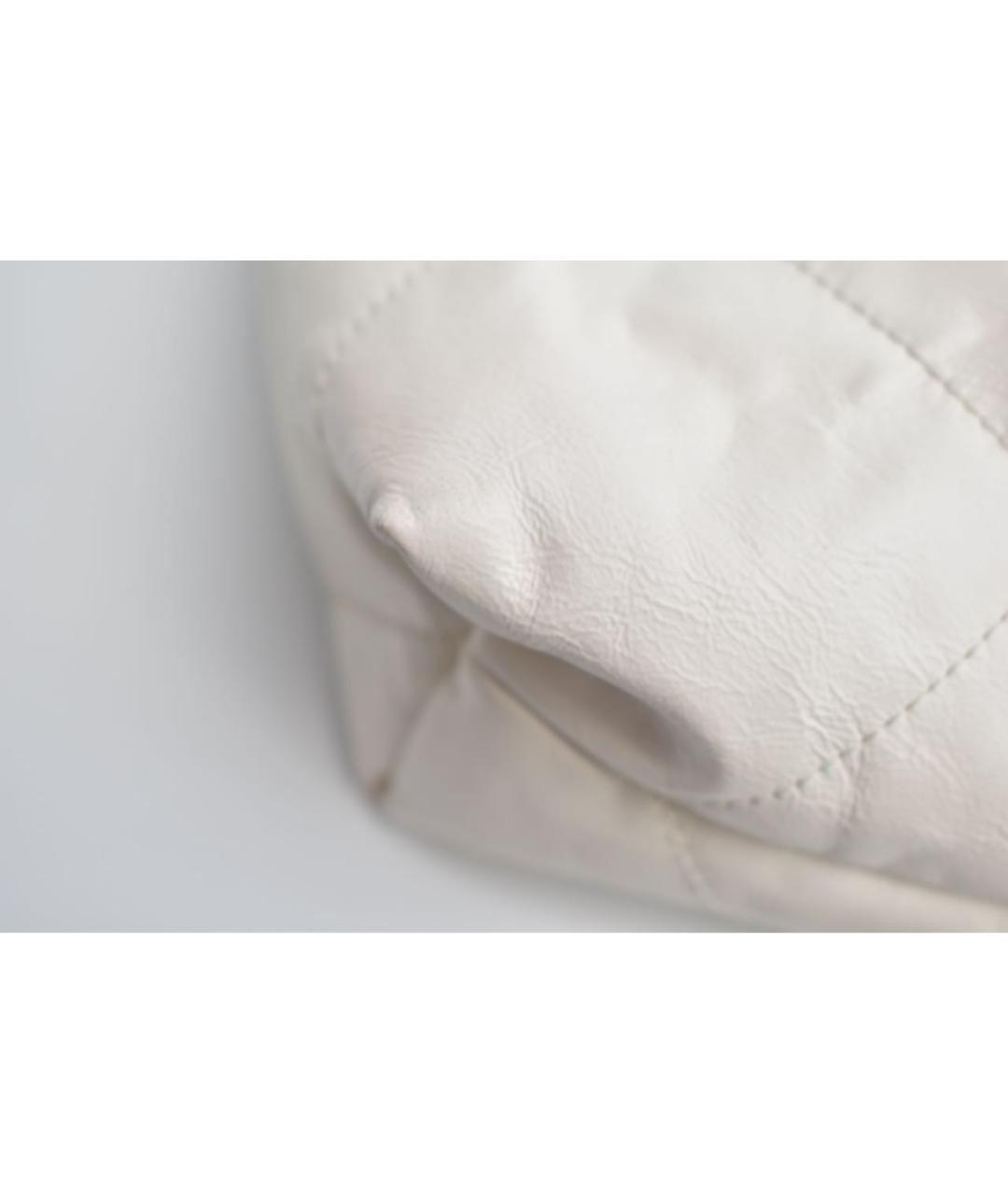 CHANEL Белая кожаная сумка через плечо, фото 6