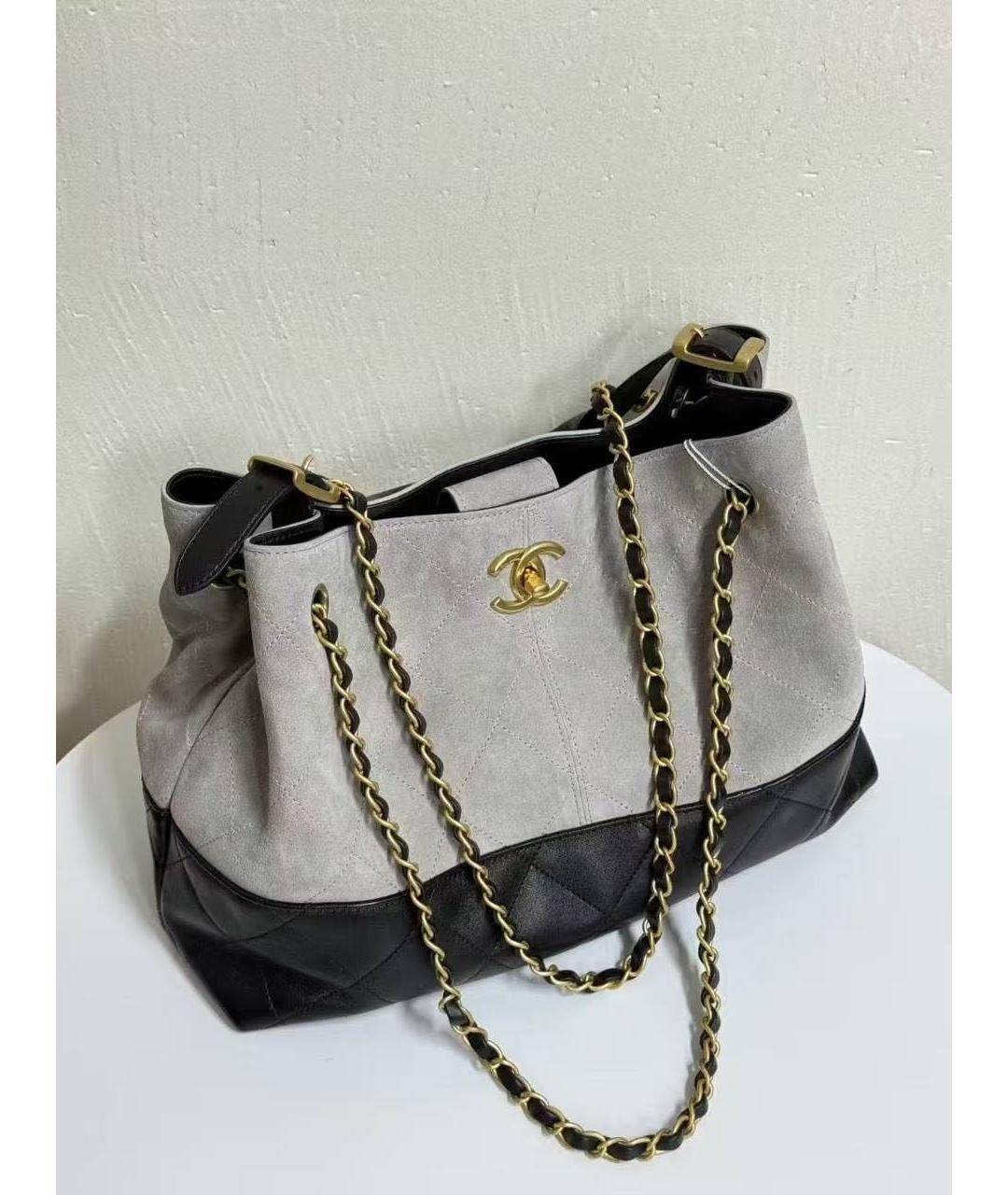 CHANEL Черная кожаная сумка с короткими ручками, фото 3