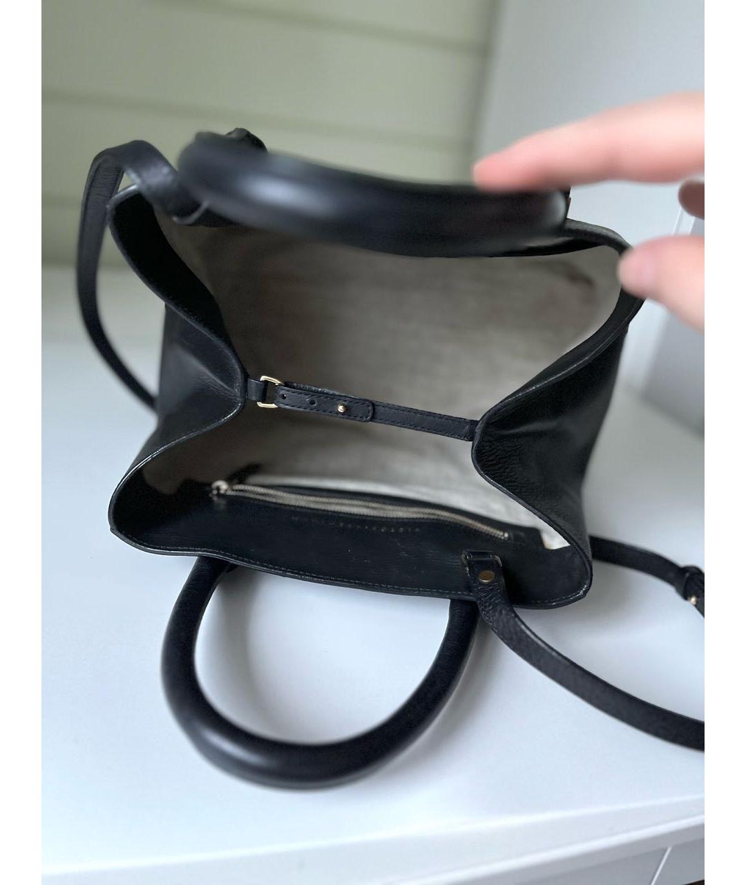 VICTORIA BECKHAM Черная кожаная сумка с короткими ручками, фото 4