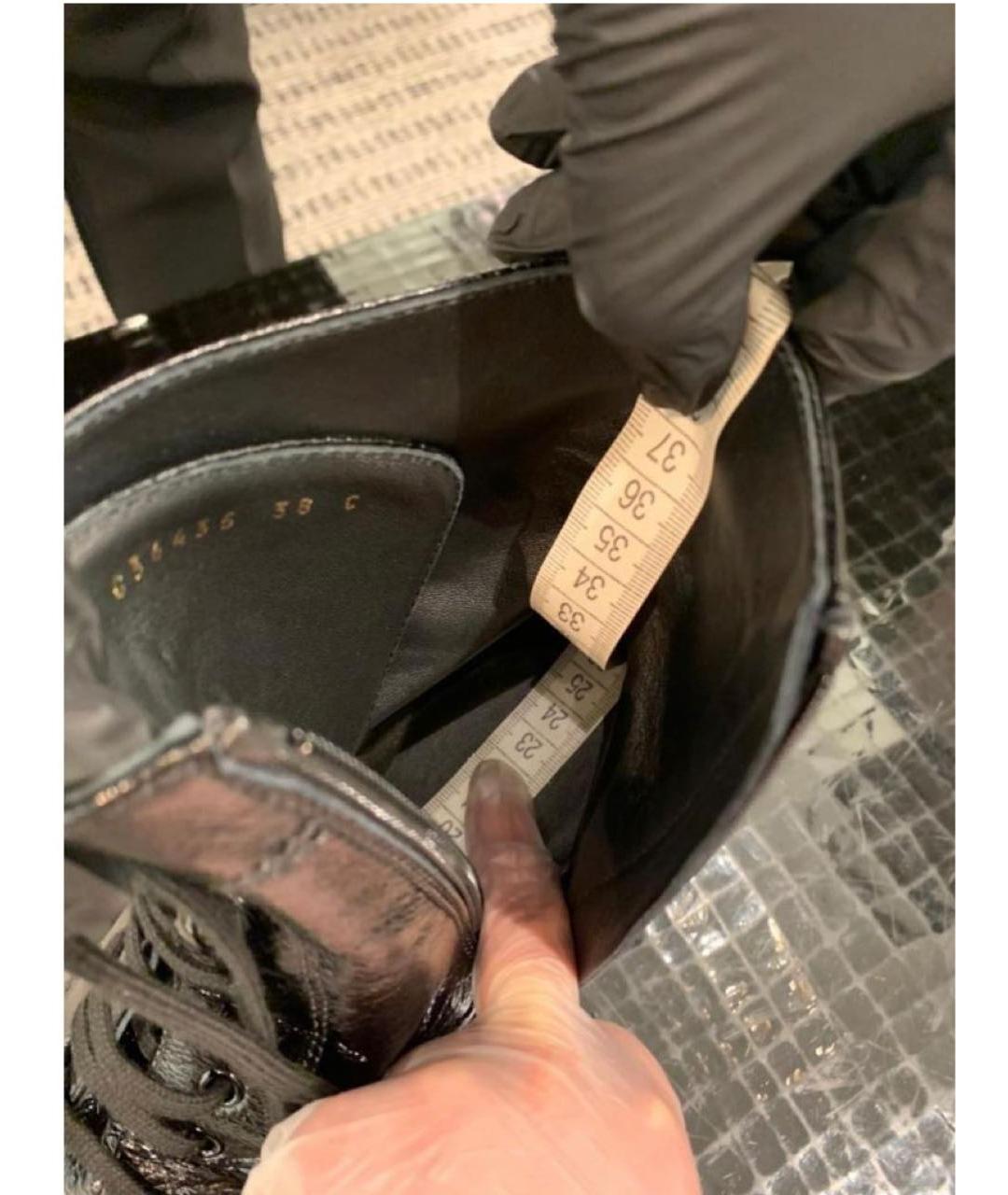 CHANEL Черные ботинки из лакированной кожи, фото 6