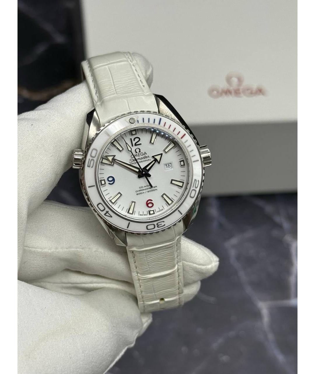 OMEGA Белые металлические часы, фото 5