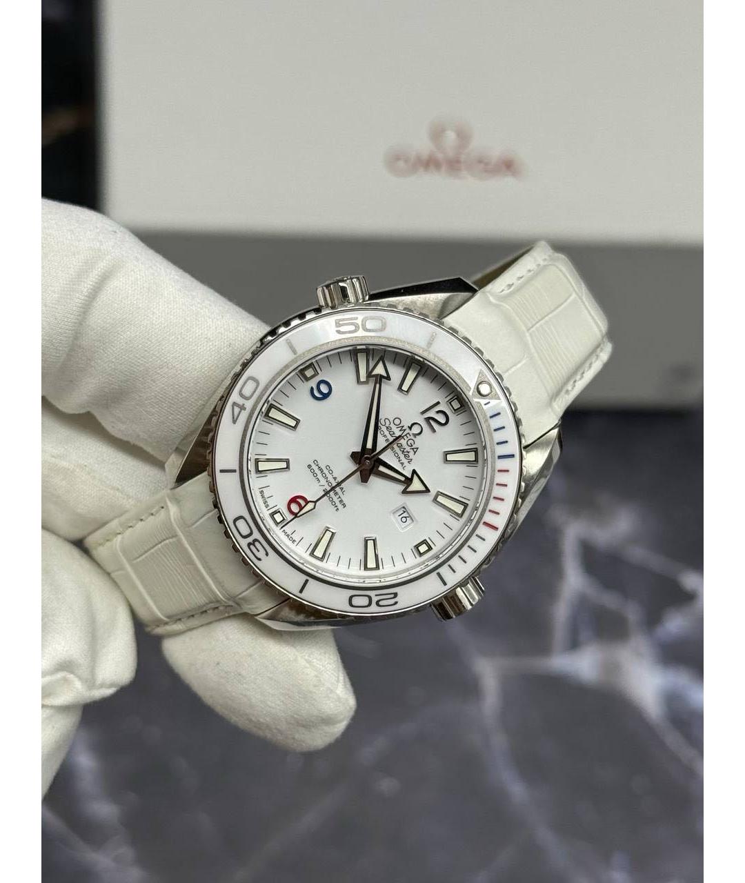 OMEGA Белые металлические часы, фото 4