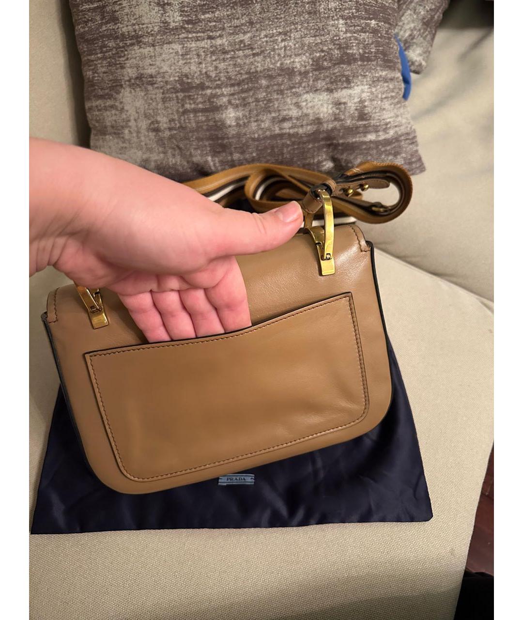 PRADA Коричневая кожаная сумка через плечо, фото 3