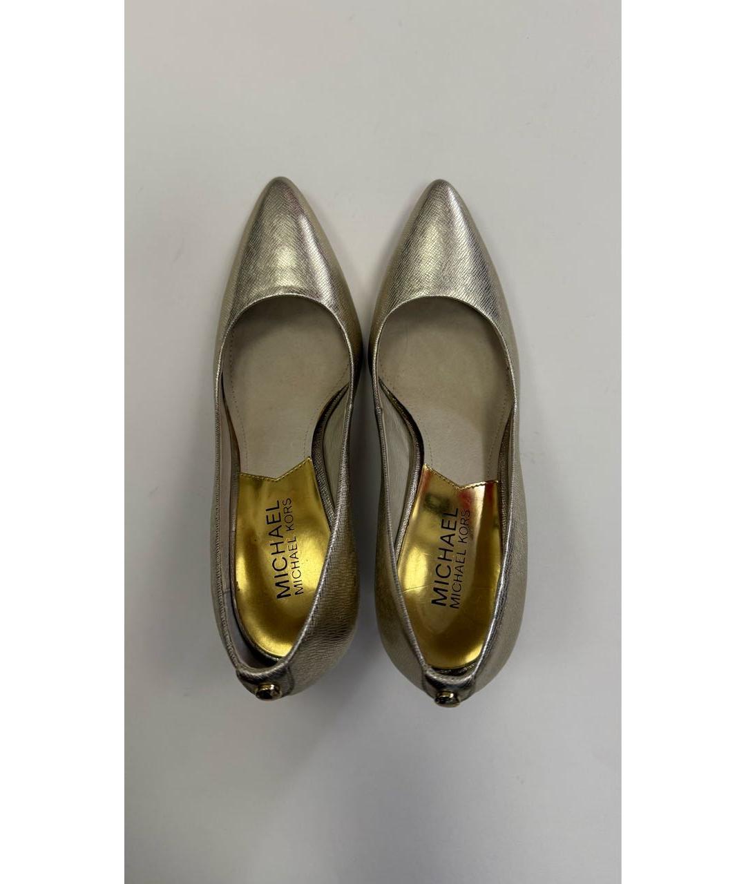 MICHAEL KORS Золотые кожаные туфли, фото 3