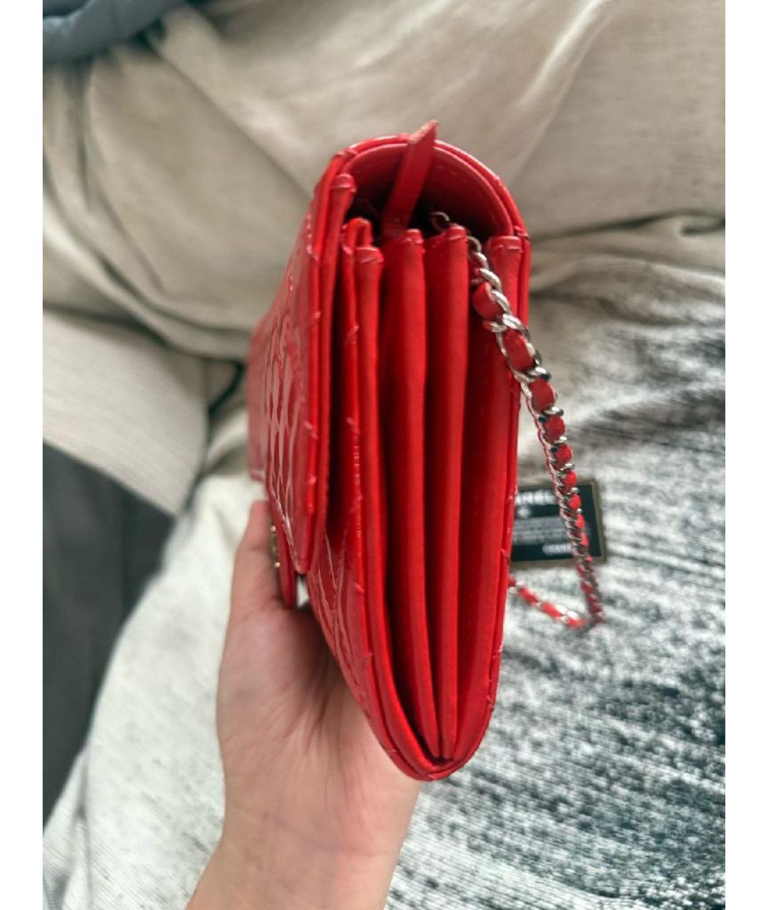 CHANEL Красная кожаная сумка через плечо, фото 6