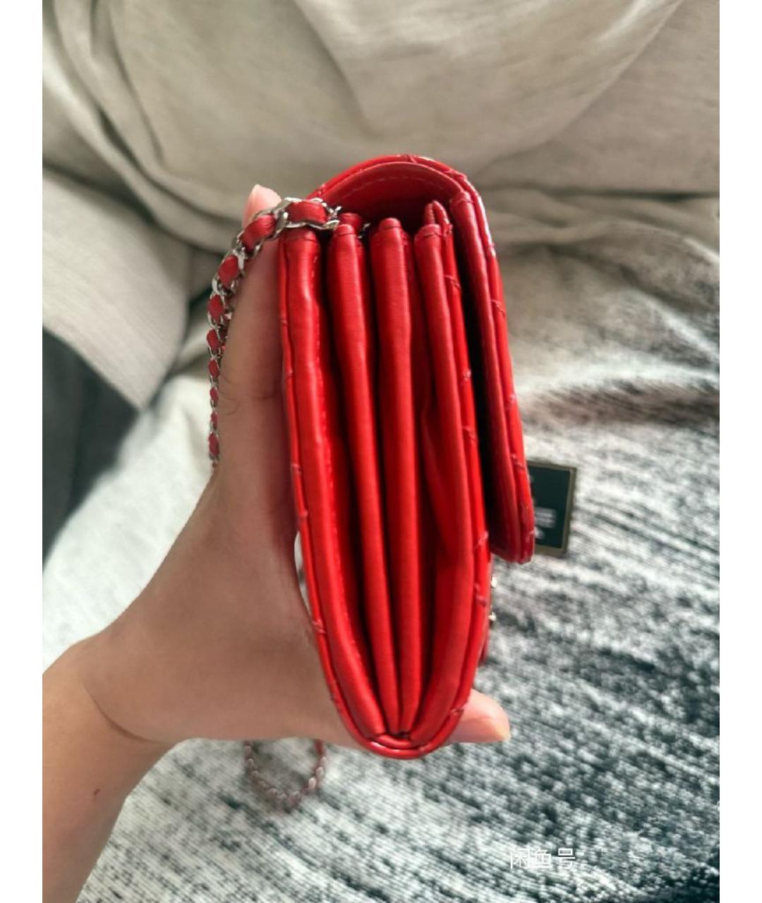 CHANEL Красная кожаная сумка через плечо, фото 8