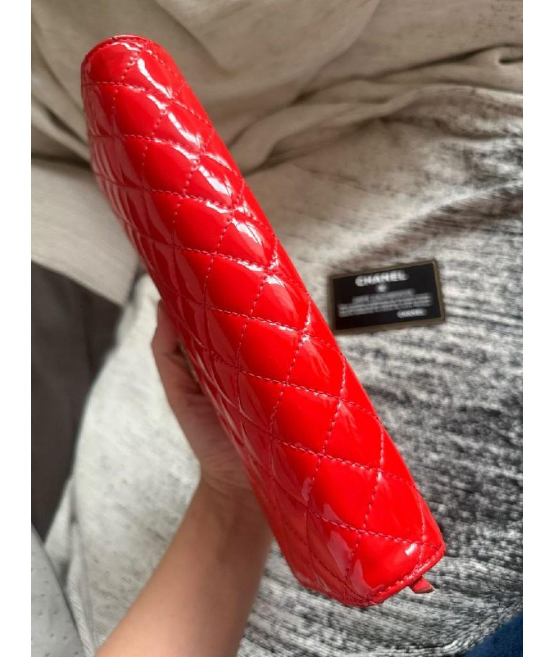 CHANEL Красная кожаная сумка через плечо, фото 5