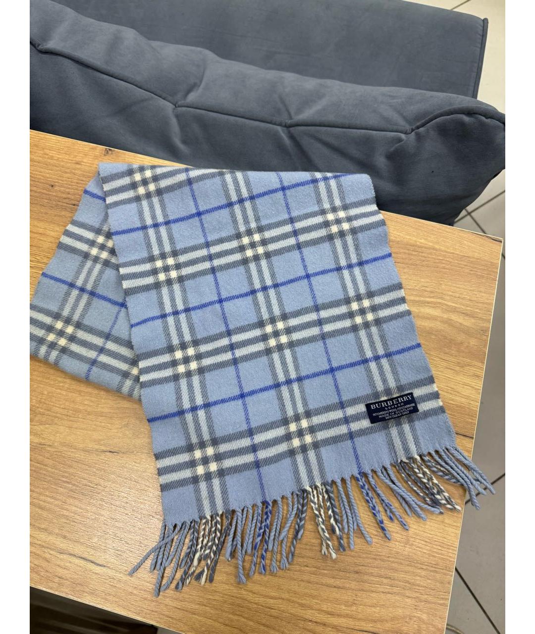 BURBERRY Голубой шерстяной шарф, фото 3