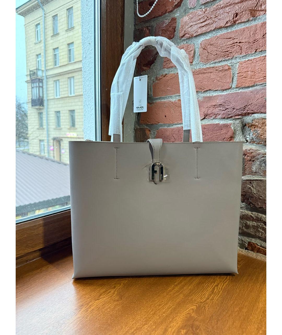 FURLA Антрацитовая кожаная сумка с короткими ручками, фото 9