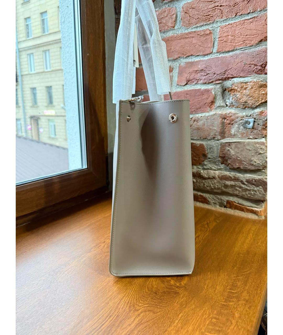 FURLA Антрацитовая кожаная сумка с короткими ручками, фото 2