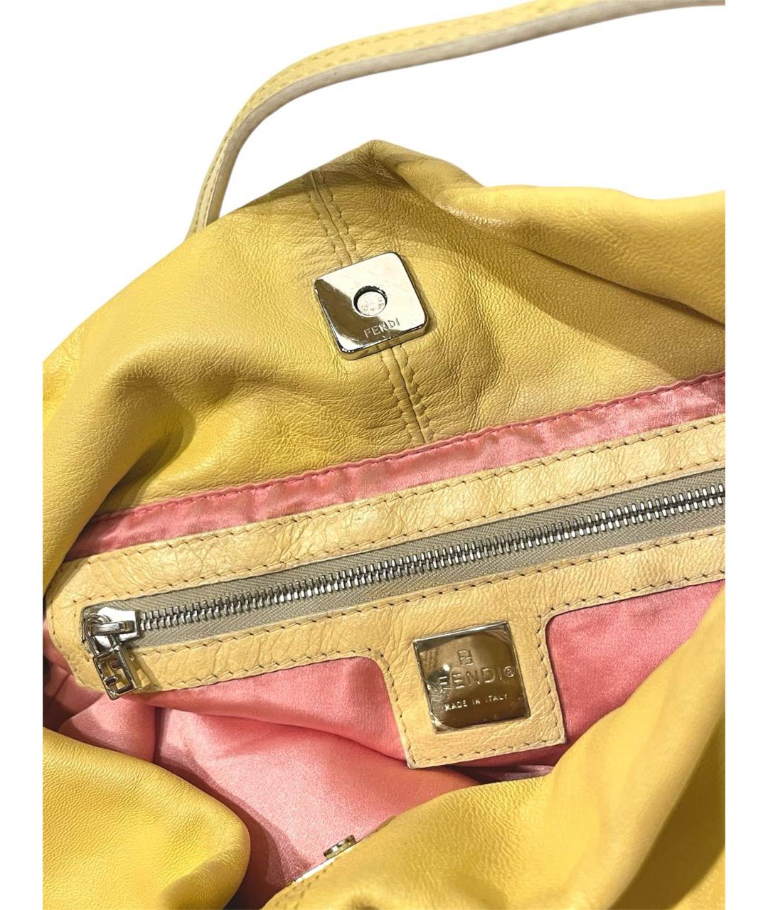 FENDI Желтая кожаная сумка с короткими ручками, фото 4