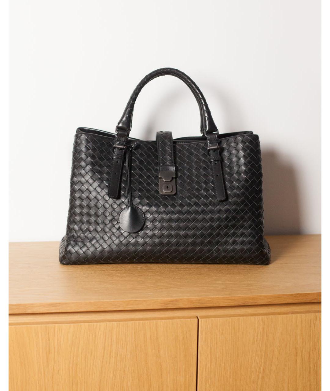 BOTTEGA VENETA Черная кожаная сумка с короткими ручками, фото 9