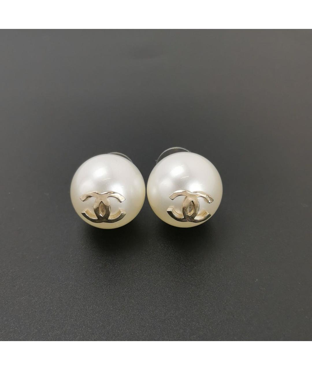 CHANEL Белые жемчужные серьги, фото 4