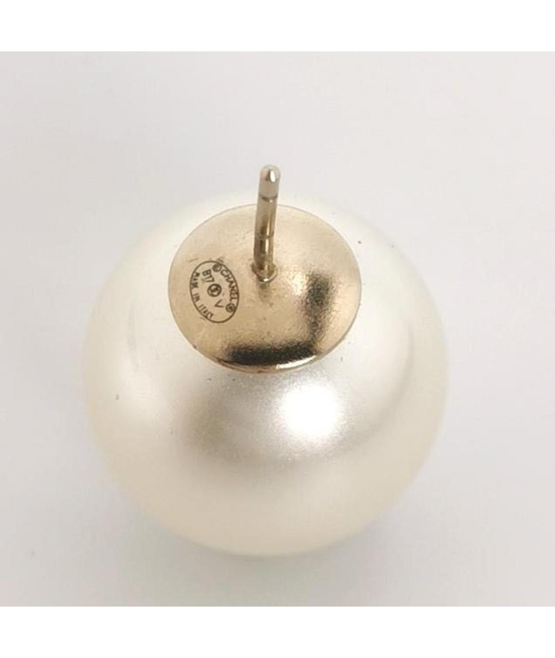 CHANEL Белые жемчужные серьги, фото 3