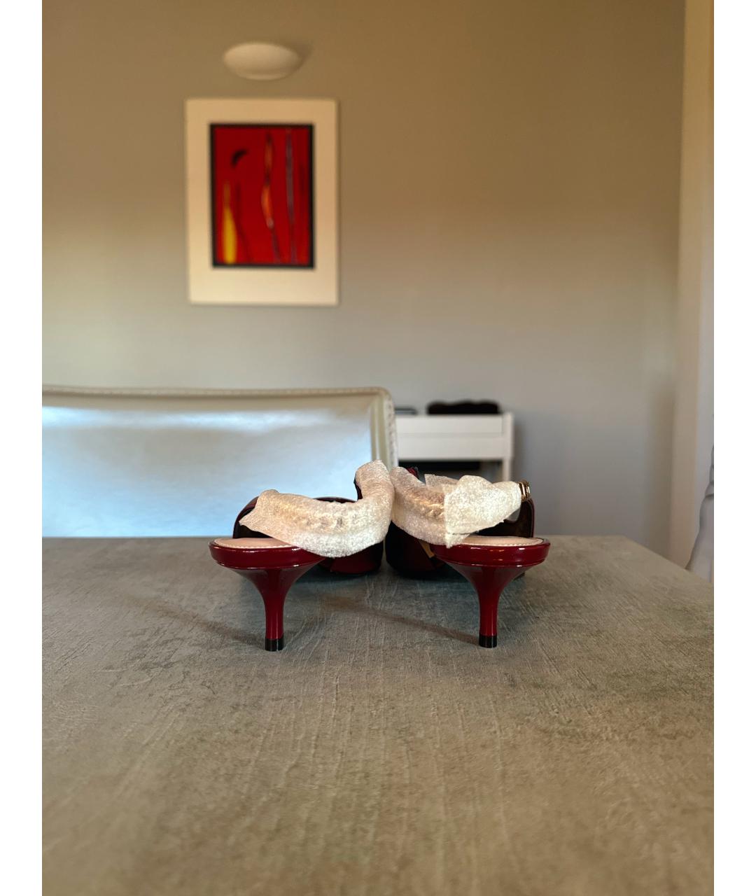 GUCCI Бордовые туфли из лакированной кожи, фото 3