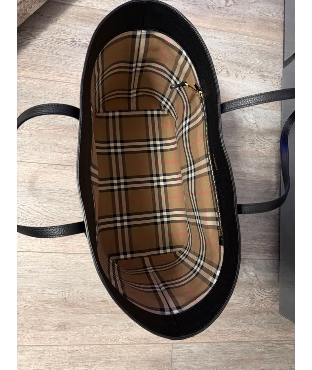 BURBERRY Черная кожаная сумка с короткими ручками, фото 4