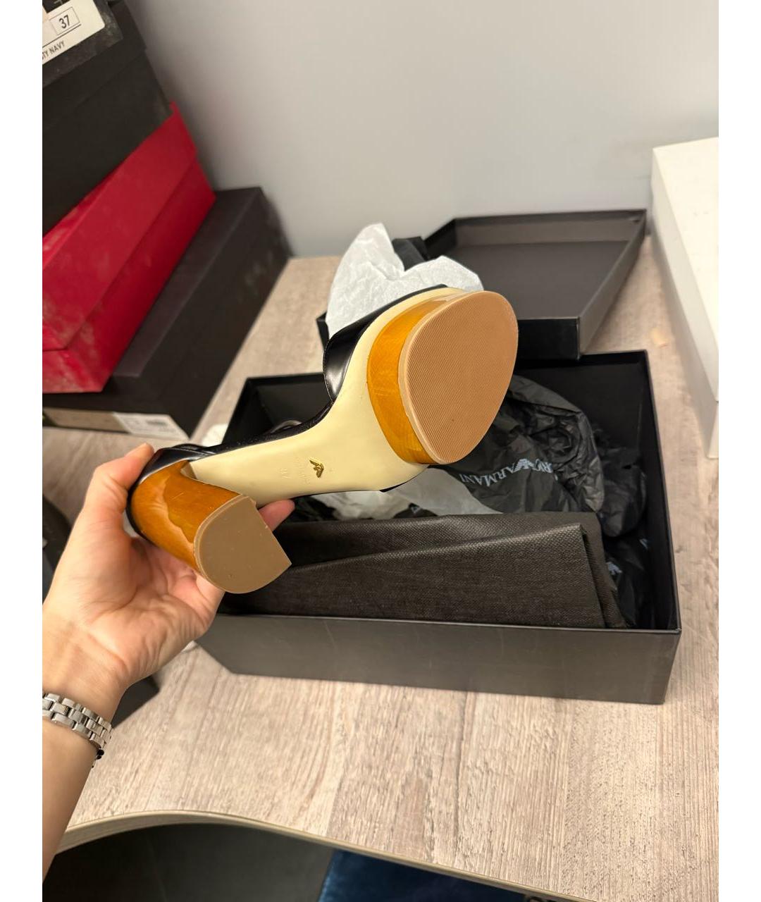 EMPORIO ARMANI Черные кожаные босоножки, фото 5