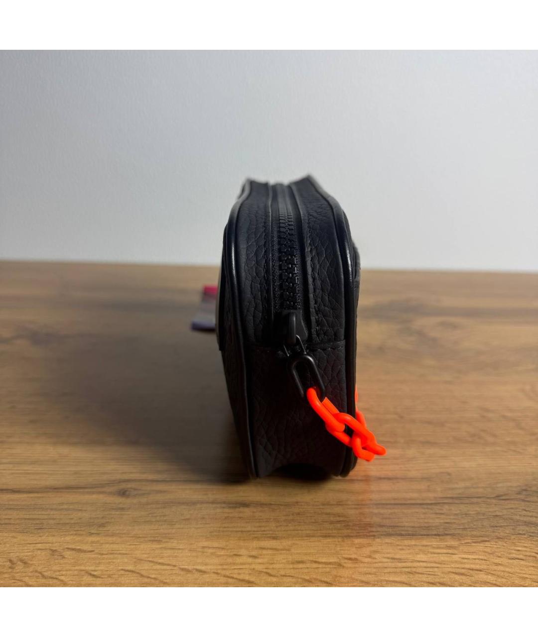 LOUIS VUITTON Черная кожаная поясная сумка, фото 2