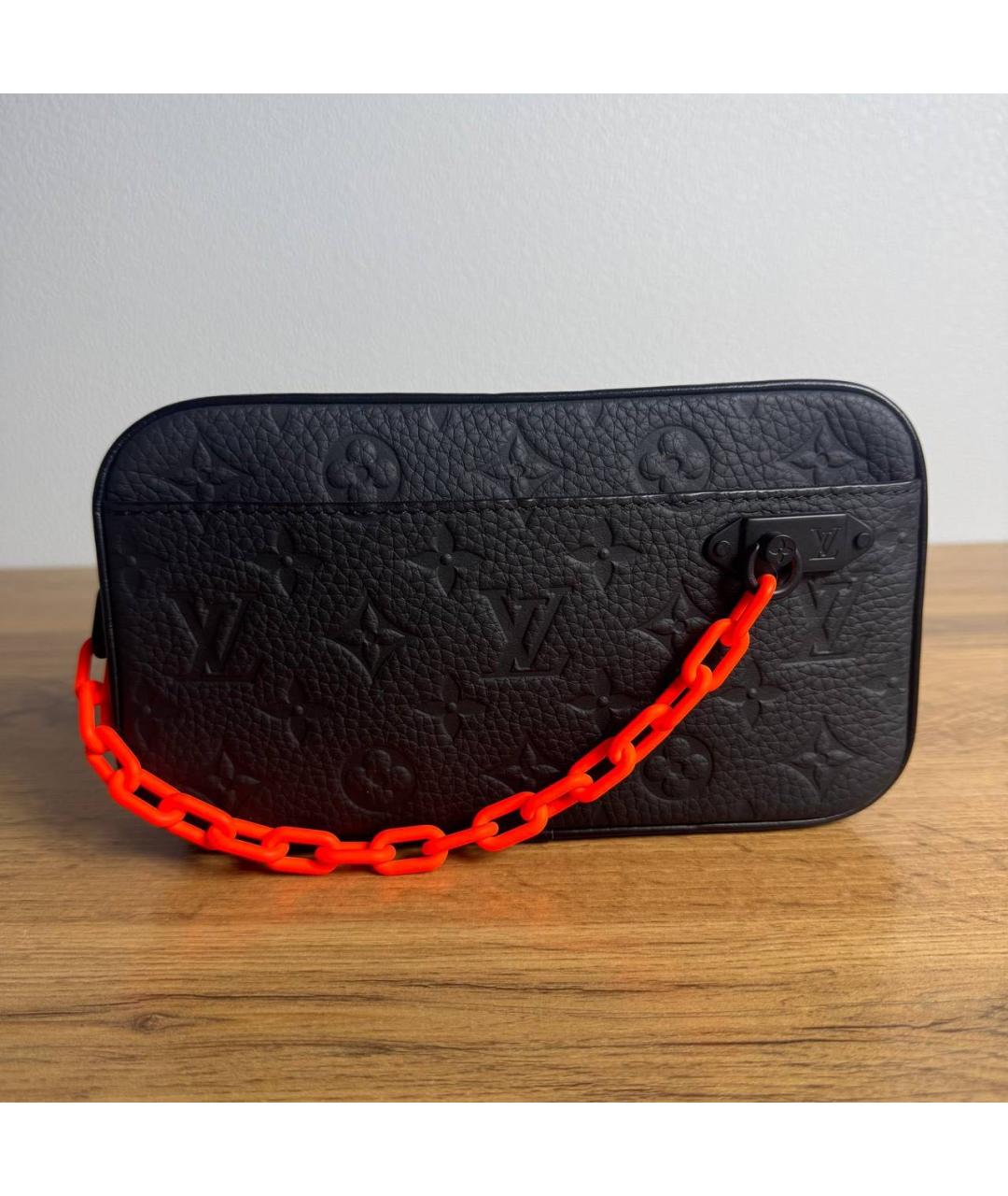 LOUIS VUITTON Черная кожаная поясная сумка, фото 6