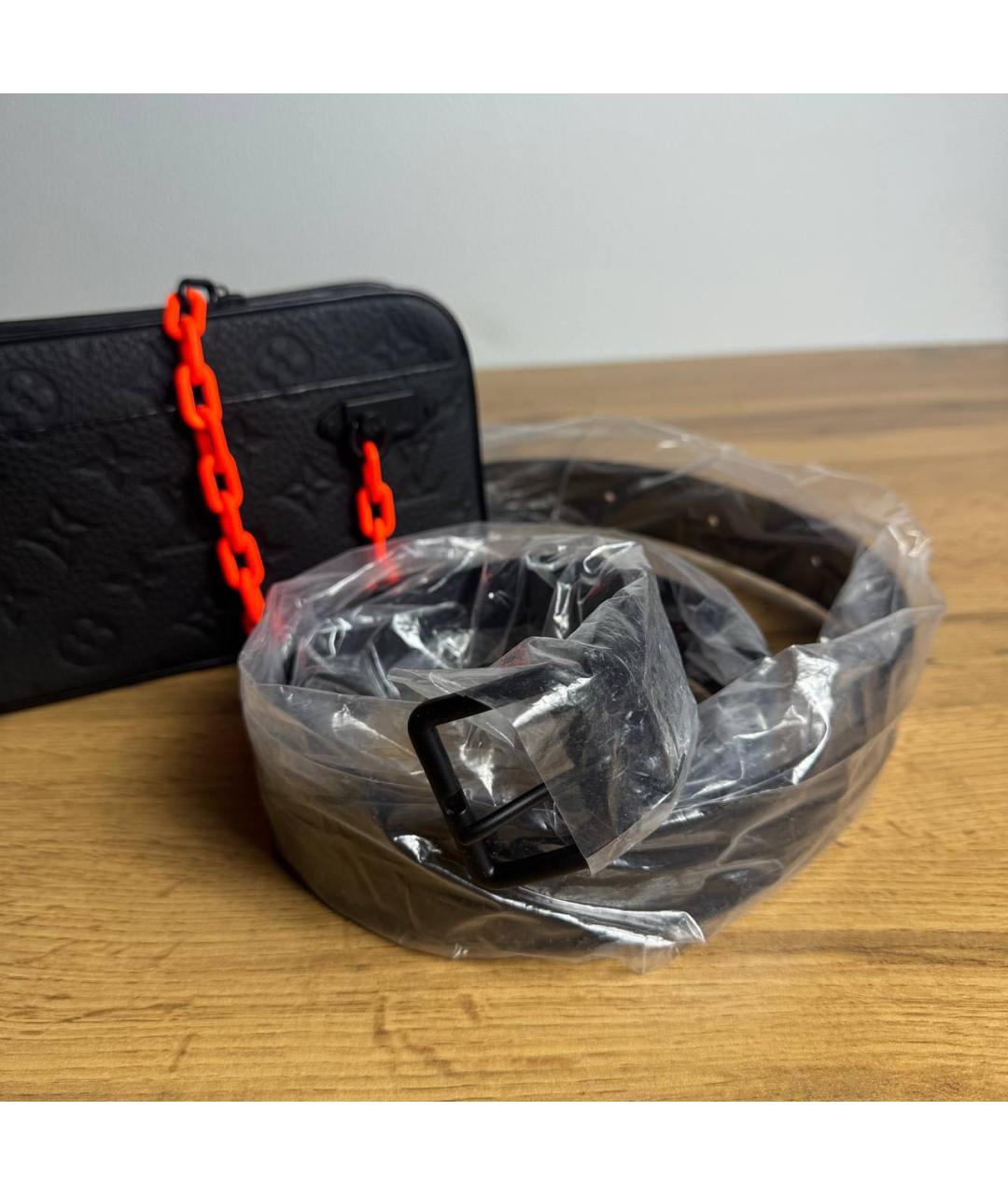 LOUIS VUITTON Черная кожаная поясная сумка, фото 3