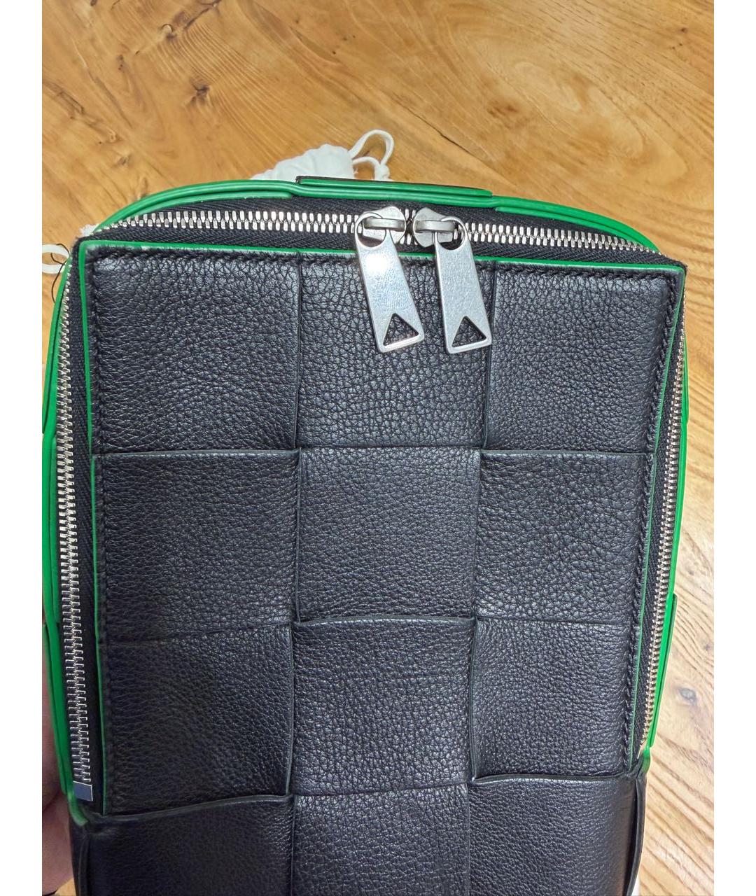 BOTTEGA VENETA Черная кожаная сумка на плечо, фото 2