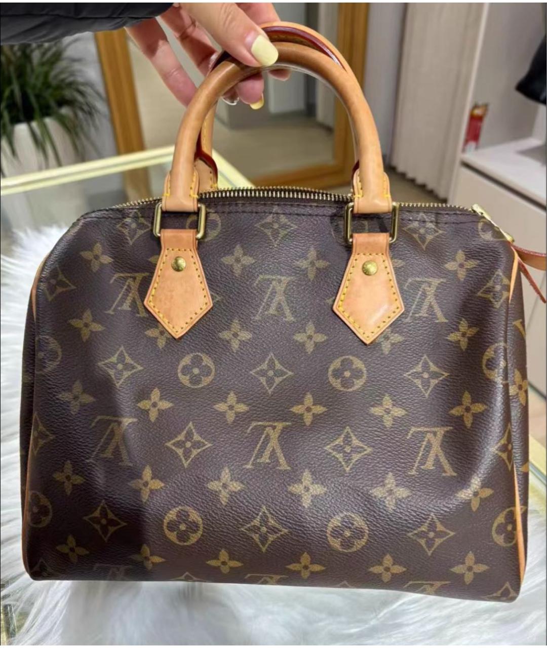 LOUIS VUITTON Коричневая сумка с короткими ручками, фото 2