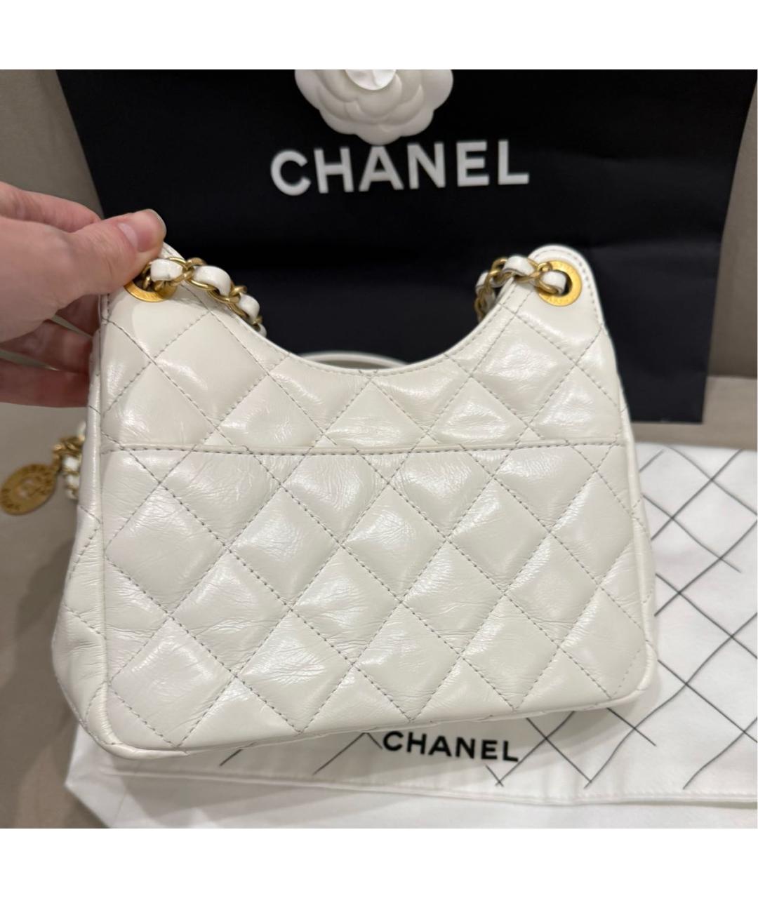 CHANEL Белая кожаная сумка через плечо, фото 4
