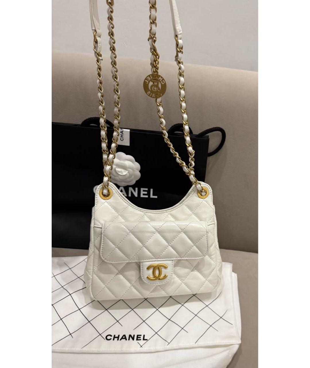 CHANEL Белая кожаная сумка через плечо, фото 2