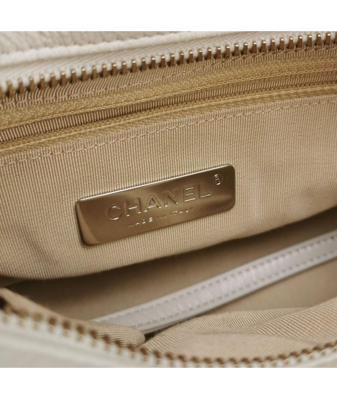 CHANEL Белая кожаная сумка через плечо, фото 4