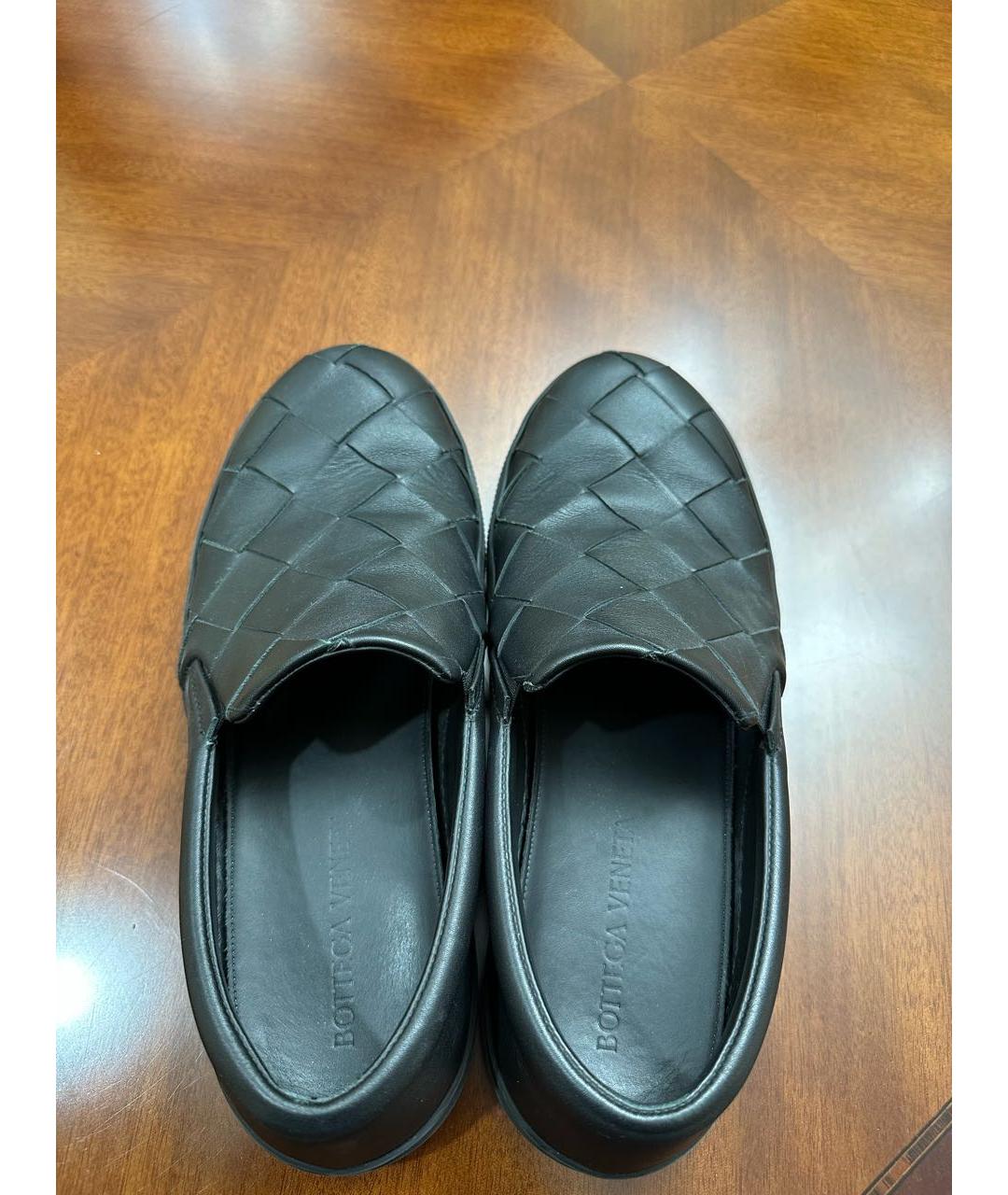 BOTTEGA VENETA Черные кожаные слипоны, фото 2